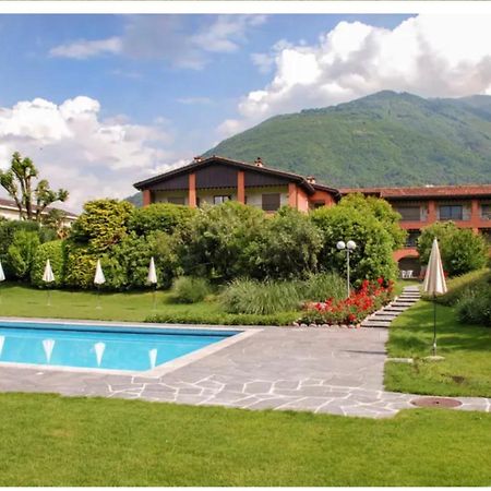 Ascona: Residenza Sabrina,App 2.5 Locali E Piscinaアパートメント エクステリア 写真
